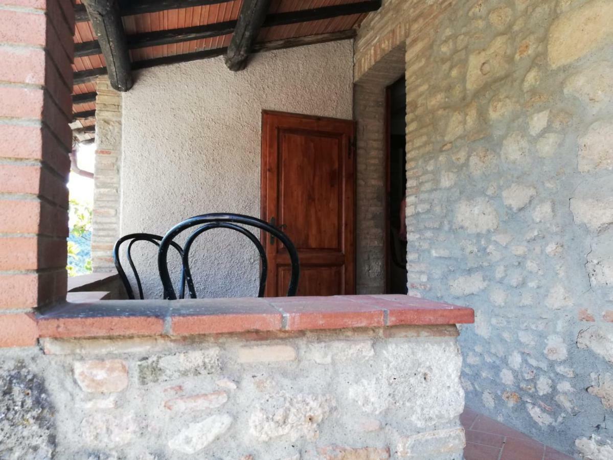 Il Fienile Nella Roccia Guest House Casole d'Elsa Ngoại thất bức ảnh