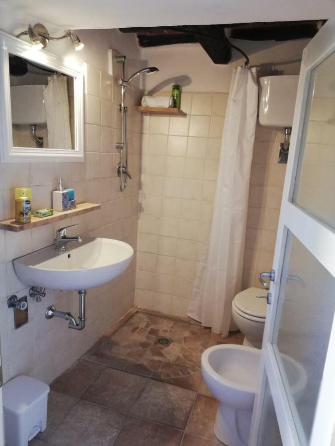 Il Fienile Nella Roccia Guest House Casole d'Elsa Ngoại thất bức ảnh