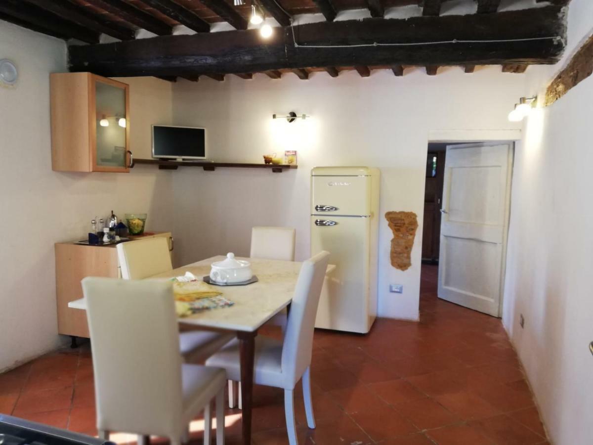 Il Fienile Nella Roccia Guest House Casole d'Elsa Ngoại thất bức ảnh